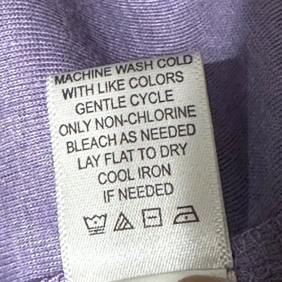 Unity women’s size 1X purple print 3/4 sleeve silky insert v neck top - Picture 7 of 8